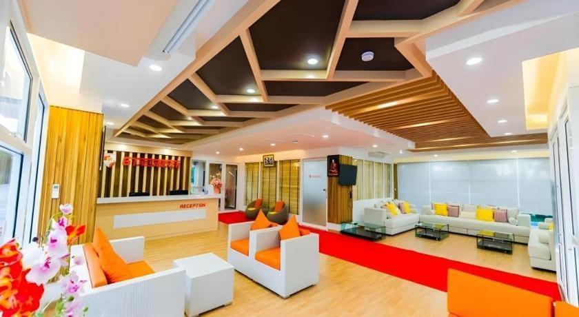 Gt Residence Hotel Buriram Exterior foto